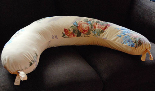подушка для беременных и кормящих