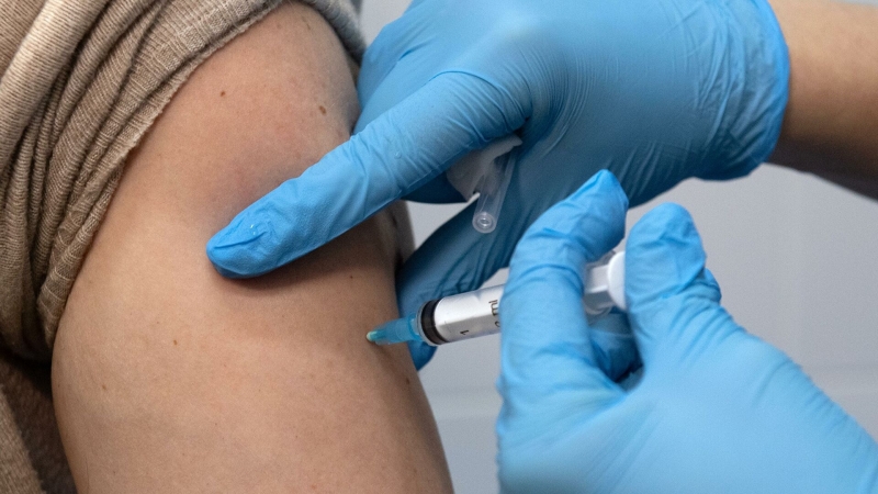 ОАЭ зарегистрировали китайскую вакцину от коронавируса