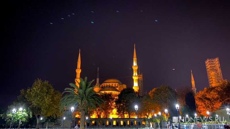 Отелям Турции официально запретили устраивать туристам праздник на Новый год