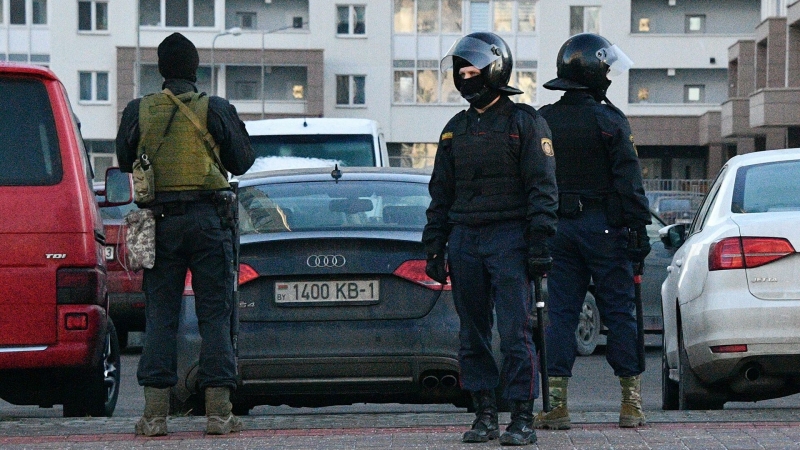 Правозащитники сообщили о задержании более ста протестующих в Белоруссии