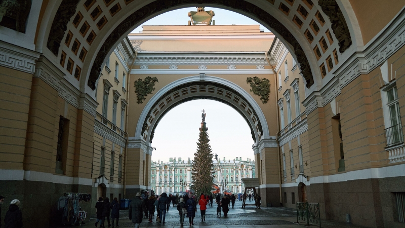 Россияне уже аннулировали 70-95 процентов туров в Петербург на каникулы