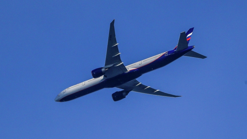 В летевшем из Омска в Москву самолете умер пассажир