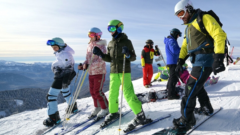 В Сочи на горных курортах вновь заработал единый ски-пасс