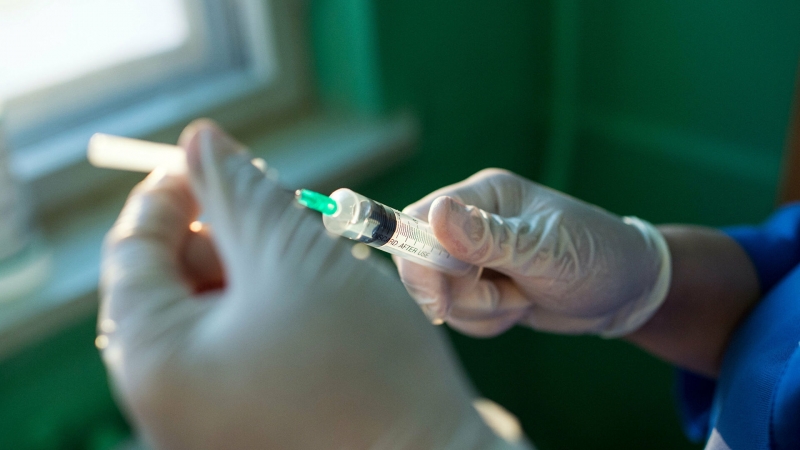 Эффективность китайской вакцины от COVID-19 в Бразилии составила 50%