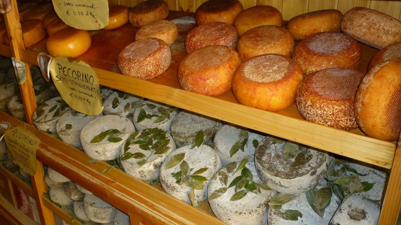 Хлеб с золотом. Названы самые дорогие в мире обычные продукты