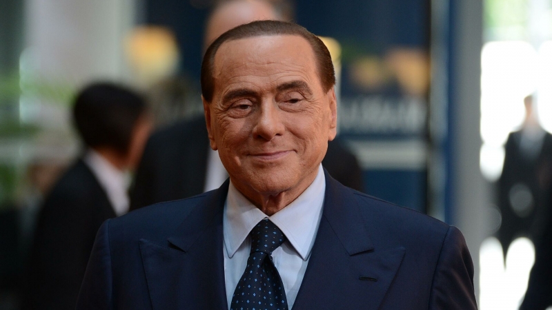 Попавший в больницу Берлускони рассказал о своем состоянии
