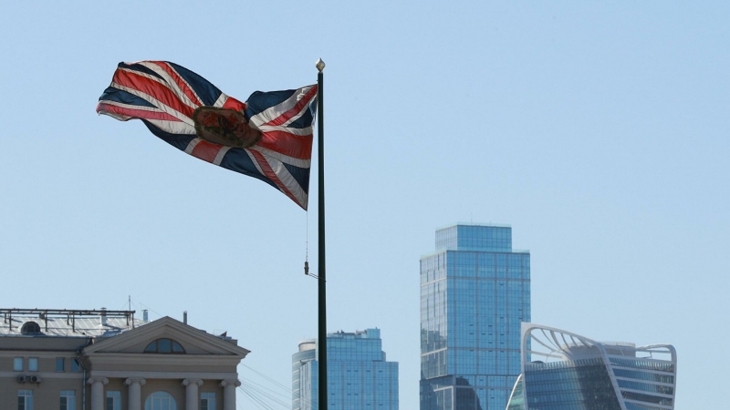 Посольство Британии уточнило правила въезда в страну