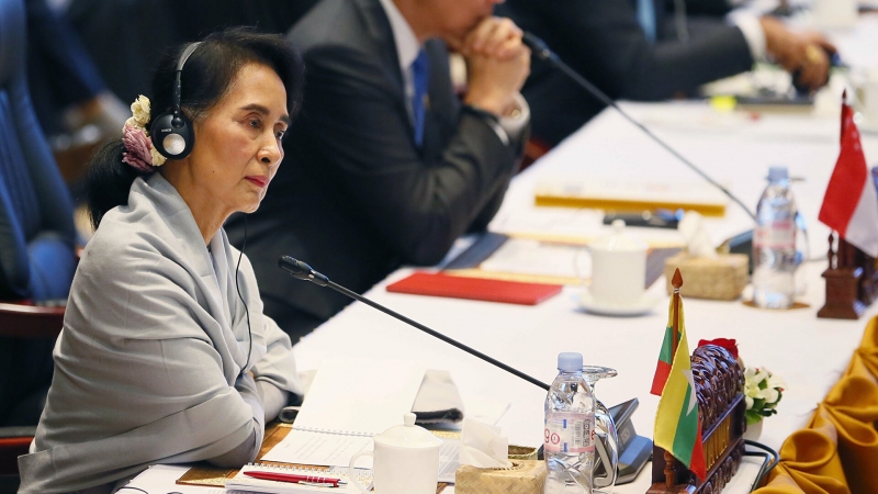 Reuters: в Мьянме задержали государственного советника и президента