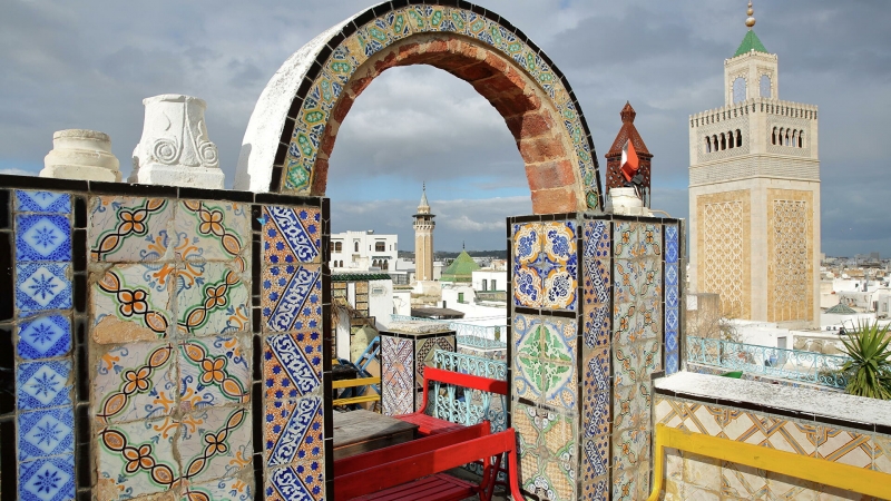 Тунис ужесточает ограничения для иностранных туристов 