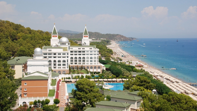 Около восьми тысяч предприятий туриндустрии в Турции признаны безопасными