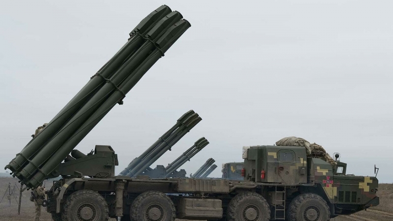 На Украине намерены наращивать число войск в Донбассе и рядом с Крымом