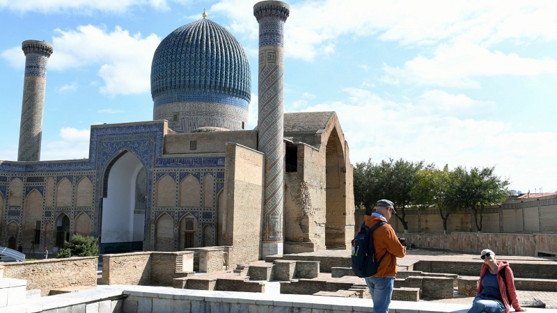 Власти Узбекистана планируют к маю возобновить регулярные авиарейсы в РФ
