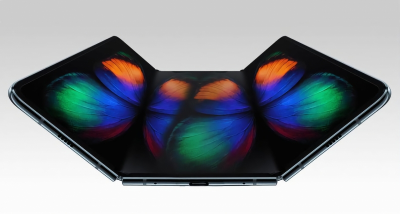 Слух: складной планшет Samsung назовут Galaxy Z Fold Tab и его представят в начале 2022 года