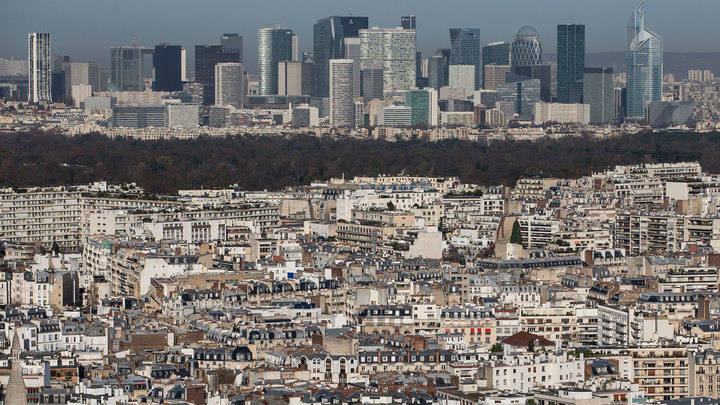 Париж притормозил: столица Франции снизила скорость автомобилям
