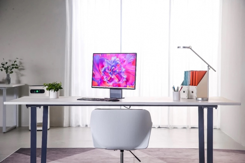 Конкурент Apple iMac: Huawei представила свой первый компьютер-моноблок MateStation X с экраном 4K+ и процессором AMD Ryzen