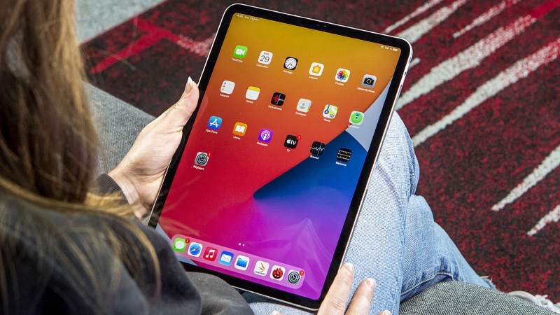 Bloomberg: Apple работает над 15-дюймовым iPad Pro, он станет центром управления умного дома