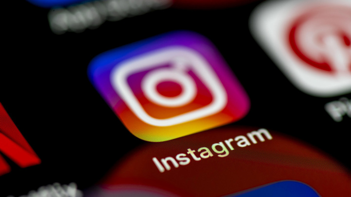 Глава Instagram уточнил судьбу алгоритмической ленты