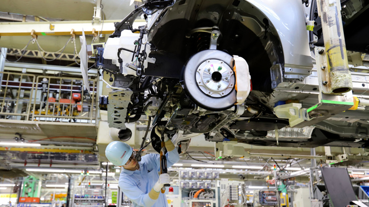 Производство Toyota и Lexus опять останавливается в Японии