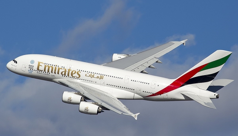 Самолёт Airbus A380 пролетел более 13 часов из Дубая в Брисбен с дырой в обшивке из-за взрыва шины