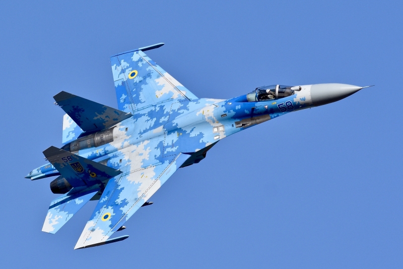 Украинский истребитель Су-27 уничтожил российскую крылатую ракету (видео)