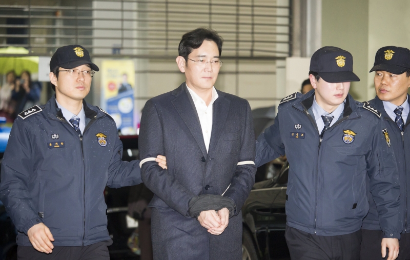 В Южной Корее помиловали вице-президента Samsung — теперь он вновь может возглавить компанию