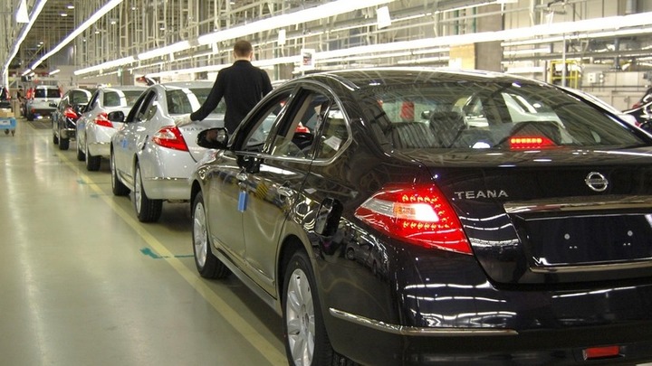"АвтоВАЗ" перезапустит производство на петербургском заводе Nissan