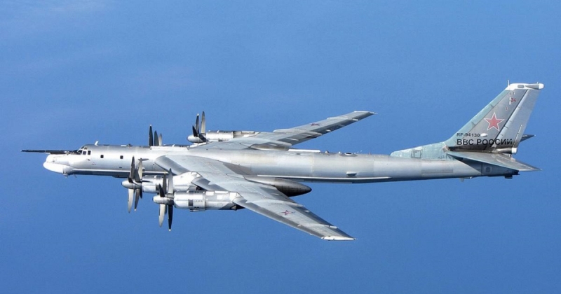 Беспилотник атаковал российскую авиабазу стратегических бомбардировщиков Ту-95МС и Ту-160, которые могут нести ядерное оружие