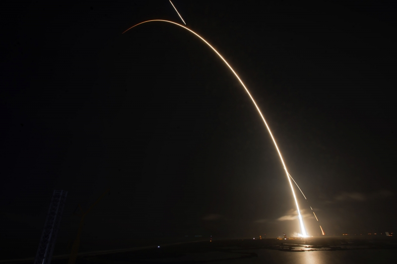 SpaceX отправила на Луну посадочный модуль Hakuto-R и ровер Rashid