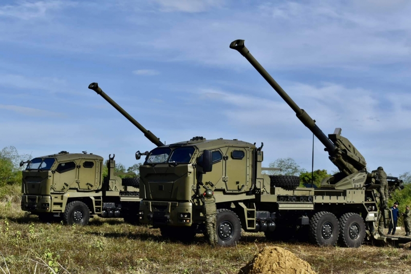 Вместо французских CAESAR: Колумбия закупит 155-мм израильские самоходные артиллерийские установки ATMOS на базе шасси Tatra