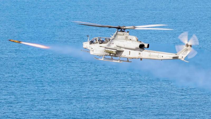 Корпус морской пехоты оснастит вертолёты AH-1Z Viper ракетами AIM-9X Sidewinder Block II и AIM-120 AMRAAM дальностью пуска до 180 км