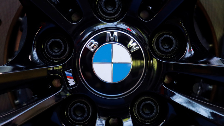 BMW наладит выпуск "водородомобилей" до 2030 года