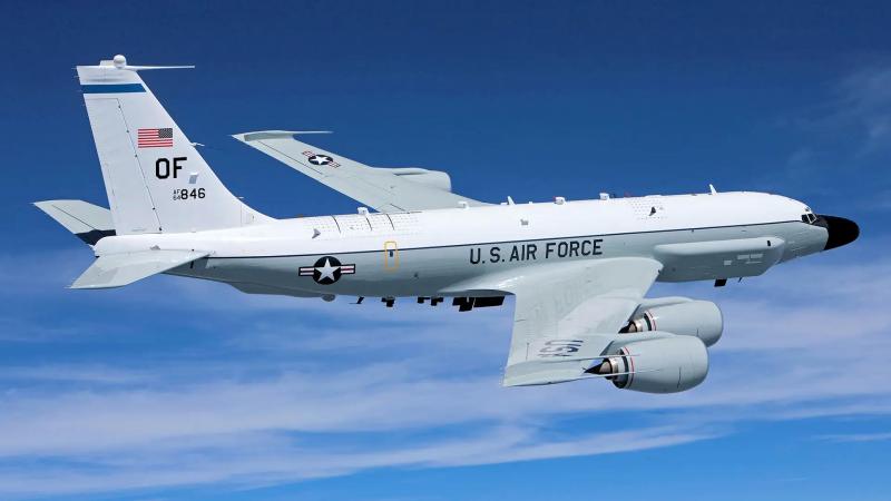 RC-135V/W Rivet Joint выполнил беспрецедентную миссию в Европе – американский стратегический самолёт пролетел вдоль границы между Финляндией и россией
