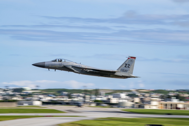 Вместе с 42 штурмовиками A-10 Thunderbolt II ВВС США отправят на пенсию 57 истребителей F-15 C/D Eagle – их заменят F-35 Lightning II и F-15EX Eagle II