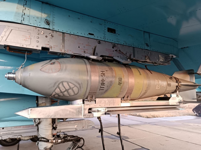 Вооружённые силы россии впервые применили аналог умных бомб JDAM-ER, но крылья отвалились во время полёта