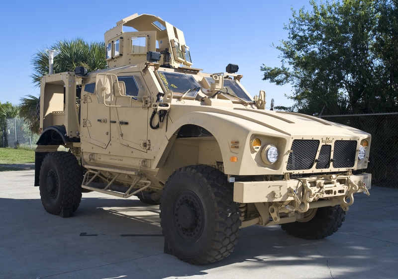 ВСУ получили на вооружение современные американские бронированные внедорожники Oshkosh M-ATV