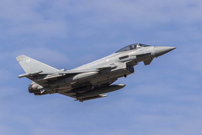 НАТО по тревоге подняло истребители Eurofighter Typhoon для перехвата трёх российских самолётов над Финским заливом