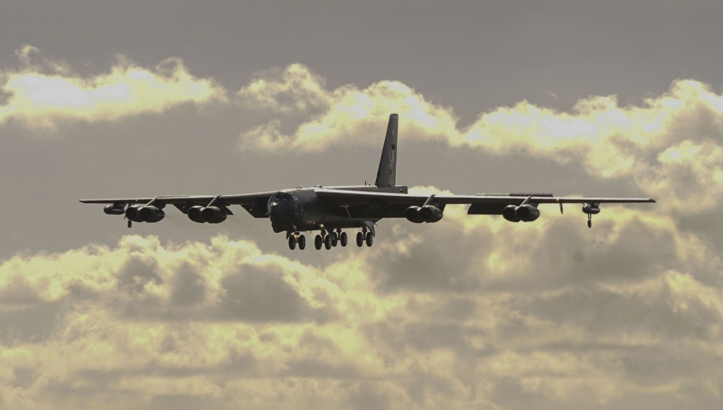 ВВС США отправили ядерные бомбардировщики B-52H в район, где россия запустила сверхзвуковые ракеты SS-N-22 Sunburn