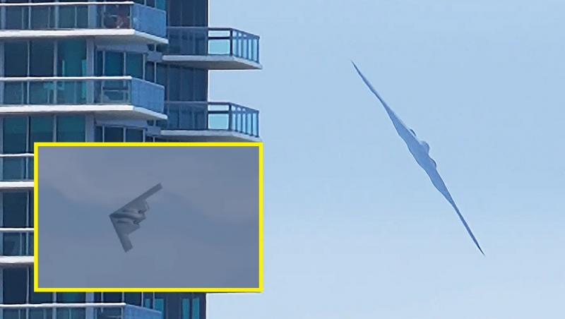Ядерный стелс-бомбардировщик B-2 Spirit низко пролетел над пляжем в Майами (видео)