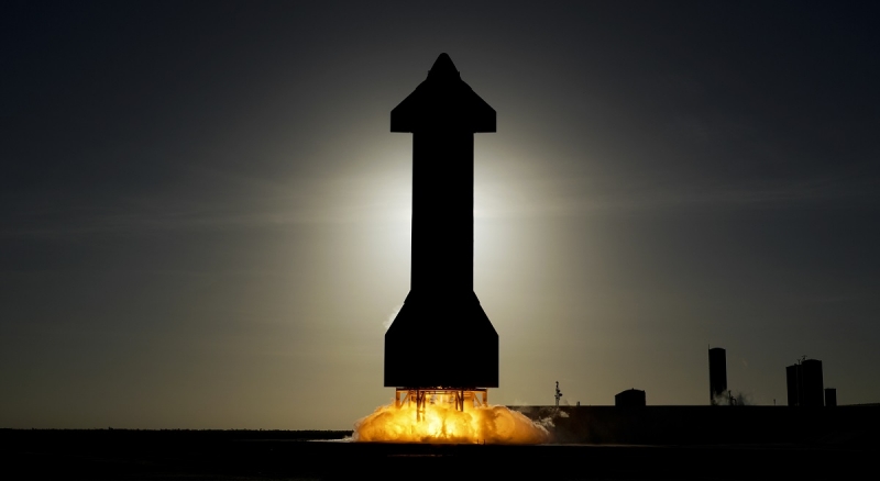 SpaceX провела статические огневые испытания двигателей нового прототипа космического корабля Starship