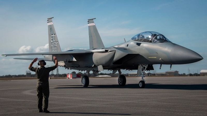 Пентагон получил дополнительное финансирование и сможет купить ещё два модернизированных истребителя четвёртого поколения F-15EX Eagle II для ВВС Национальной гвардии