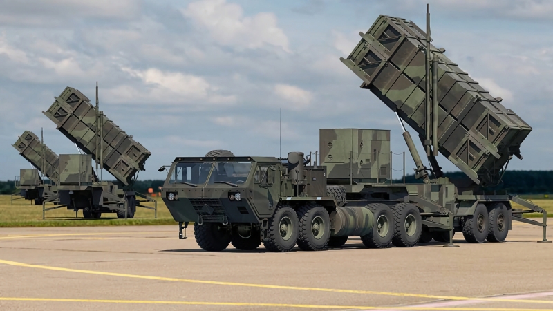 Германия передала Украине дополнительные пусковые установки для ЗРК Patriot, новую партию вездеходов Bandvagn 206 и БПЛА Vector