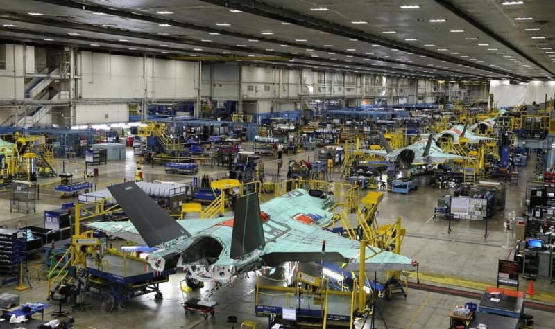 Lockheed Martin получила почти $606,8 млн на закупки компонентов для производства 173 истребителей пятого поколения F-35 Lightning II