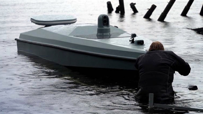 Силы обороны Украины показали на видео, как морские ударные дроны MAGURA охотятся за российскими кораблями в Чёрном море