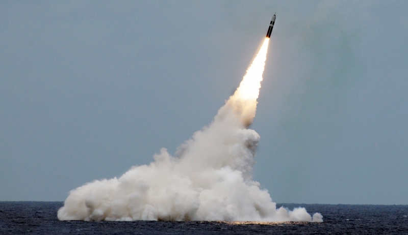 Россияне остановили разработку баллистической ракеты «Змеевик», которая должна уничтожать американские авианосцы и наземные носители гиперзвукового оружия Dark Eagle