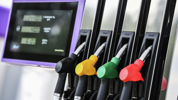 Новак: цены на бензин снизились в 81 регионе