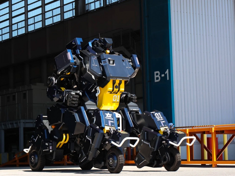 Tsubame Industries продемонстрировала в действии пилотируемый робот-трансформер Archax 01 высотой 4.5 метра стоимостью 3 миллиона долларов (видео) 
