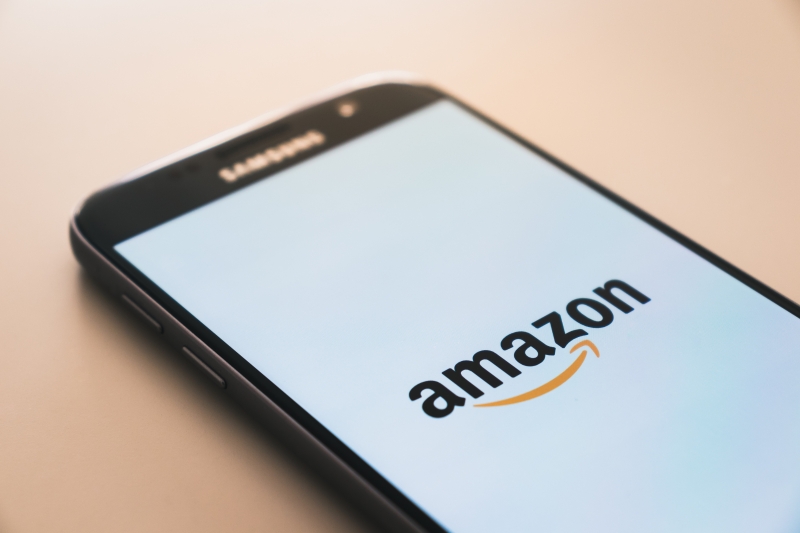 Amazon тестирует нового чат-бота на основе ИИ для ответов на вопросы о товарах