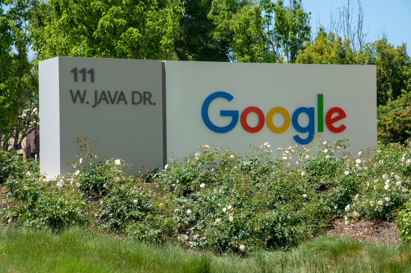 Google разорвала контракт с подрядчиком, который помогал в обучении чат-бота Bard
